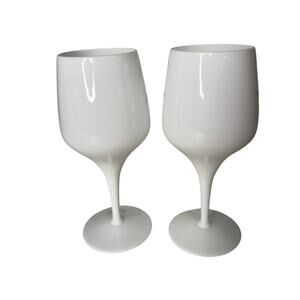 2 VTG Morgantown VISION WHITE Art Glass Claret Wine Stems 7.25" MCM Retro 1970s